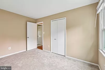 910 Sherwood Court, Sterling, VA 20164 - Photo 27