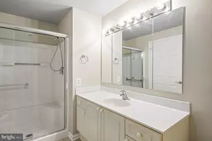 19365 Cypress Ridge Terrace, Leesburg, VA 20176 - Photo 29