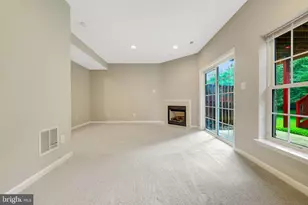 21829 Ladyslipper Sq, Ashburn, VA 20147 - Photo 53