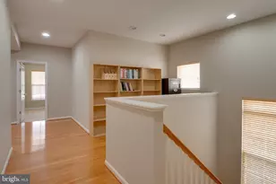 42718 Explorer, Ashburn, VA 20148 - Photo 21
