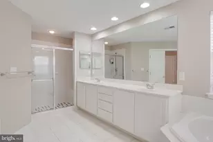 42718 Explorer, Ashburn, VA 20148 - Photo 19