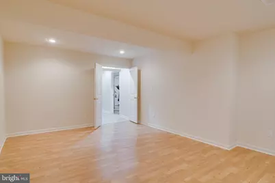 42718 Explorer, Ashburn, VA 20148 - Photo 33