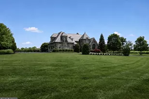 22786 Creighton Farms Dr, Leesburg, VA 20175 - Photo 3