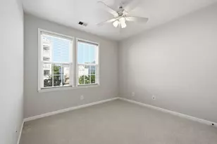 24678 Byrne Meadow Square, Aldie, VA 20105 - Photo 17