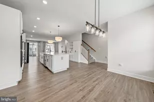 22812 Tawny Pne Sq, Brambleton, VA 20148 - Photo 11