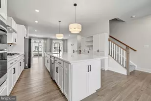 22812 Tawny Pne Sq, Brambleton, VA 20148 - Photo 15