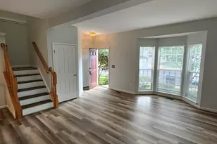 45691 Paddington Station Terrace, Sterling, VA 20166 - Photo 5