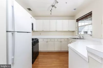 45091 Brae Terrace #203, Ashburn, VA 20147 - Photo 3