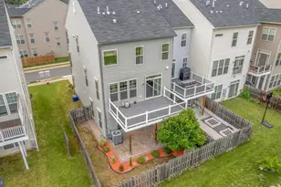 25284 Arrowroot Terrace, Chantilly, VA 20152 - Photo 39