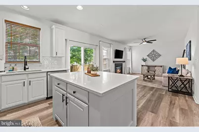 404 Rusert Drive SE, Leesburg, VA 20175 - Photo 13