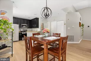 43134 Watercrest Square, Chantilly, VA 20152 - Photo 3