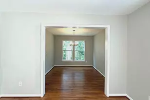 43416 Sperrin Ct, Ashburn, VA 20147 - Photo 5