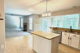 43416 Sperrin Ct, Ashburn, VA 20147 - Photo 7