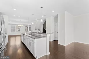 45137 Kincora Dr, Sterling, VA 20166 - Photo 15