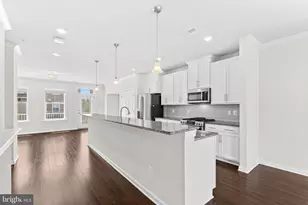 45137 Kincora Dr, Sterling, VA 20166 - Photo 11