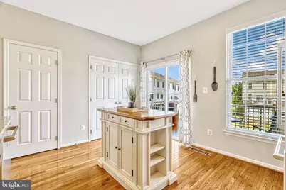 25368 Shipley Terrace, Chantilly, VA 20152 - Photo 7