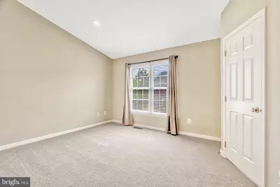 25368 Shipley Terrace, Chantilly, VA 20152 - Photo 15