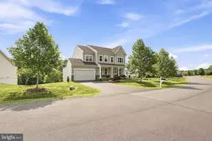 18120 Ridgewood Pl, Round Hill, VA 20141 - Photo 5