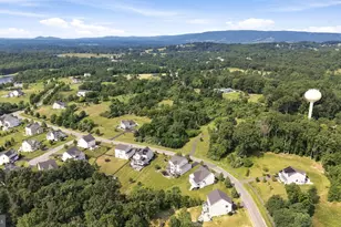 18120 Ridgewood Pl, Round Hill, VA 20141 - Photo 121