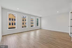 42198 Shining Star Sq, Ashburn, VA 20148 - Photo 17