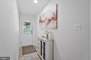 21002 Courtland Village Dr, Leesburg, VA 20175 - Photo 39