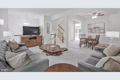 21002 Courtland Village Drive, Leesburg, VA 20175 - Photo 11