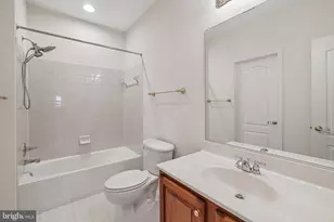 21565 Center Point Cir, Ashburn, VA 20147 - Photo 47