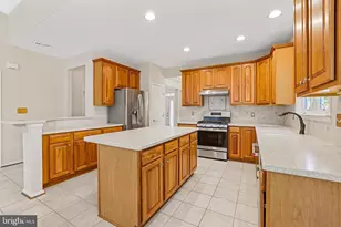 21565 Center Point Cir, Ashburn, VA 20147 - Photo 19