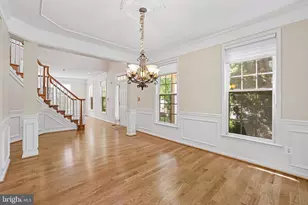 21565 Center Point Cir, Ashburn, VA 20147 - Photo 15