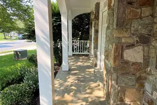 22757 Portico Pl, Brambleton, VA 20148 - Photo 3