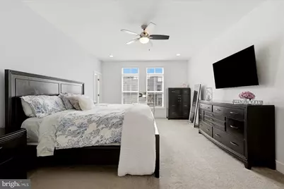 23063 Cottonwillow Square, Brambleton, VA 20148 - Photo 17