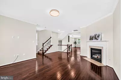 24821 Mason Dale Terrace, Chantilly, VA 20152 - Photo 5