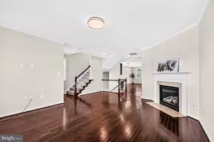 24821 Mason Dale Terrace, Chantilly, VA 20152 - Photo 5