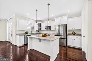 24821 Mason Dale Terrace, Chantilly, VA 20152 - Photo 7