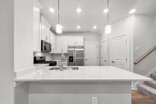 20847 Owenmore Ter, Sterling, VA 20166 - Photo 5