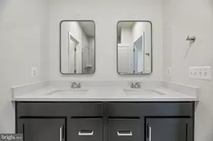 42223 Picasso Sq, Ashburn, VA 20148 - Photo 41