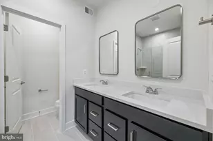 42223 Picasso Sq, Ashburn, VA 20148 - Photo 39