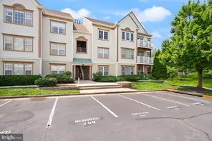 21851 Locomotive Terrace, Sterling, VA 20166 - Photo 3