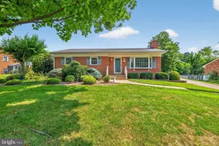 19 Hamilton Terrace Dr, Hamilton, VA 20158 - Photo 1