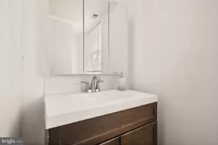 109 Mayfair Dr NE, Leesburg, VA 20176 - Photo 11