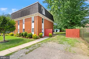 109 Mayfair Dr NE, Leesburg, VA 20176 - Photo 1