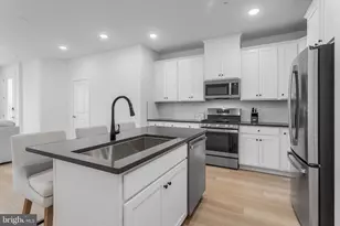 42708 Darala Dr, Ashburn, VA 20147 - Photo 9