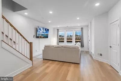 42708 Darala Drive, Ashburn, VA 20147 - Photo 5