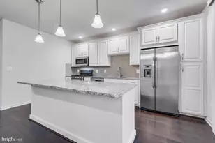 23290 Milltown Knoll Square, Ashburn, VA 20148 - Photo 11