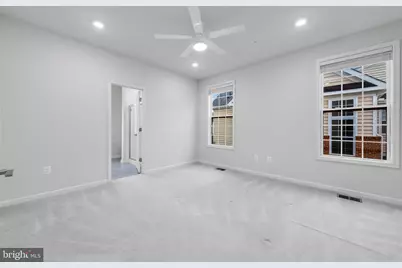 23290 Milltown Knoll Square #118, Ashburn, VA 20148 - Photo 21