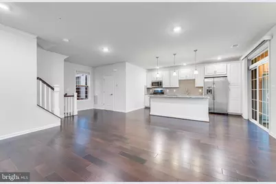 23290 Milltown Knoll Square #118, Ashburn, VA 20148 - Photo 5