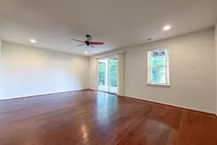 23448 Epperson Square, Brambleton, VA 20148 - Photo 17
