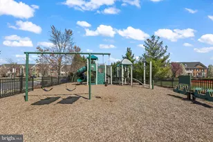 43245 Barnstead Dr, Ashburn, VA 20148 - Photo 3