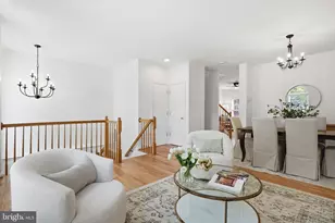 43451 Laidlow St, Chantilly, VA 20152 - Photo 5
