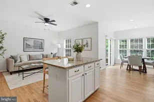 43451 Laidlow St, Chantilly, VA 20152 - Photo 11